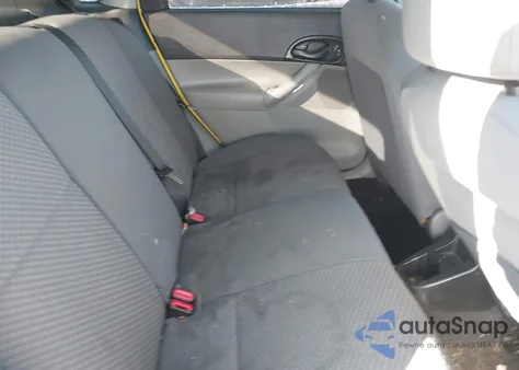 2005 Ford Focus Zx5 z USA, uszkodzony, nr VIN 3FAHP37N75R125351